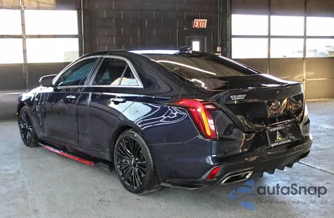2021 Cadillac Ct4 Premium Luxury z USA, uszkodzony, nr VIN 1G6DB5RL8M0118876